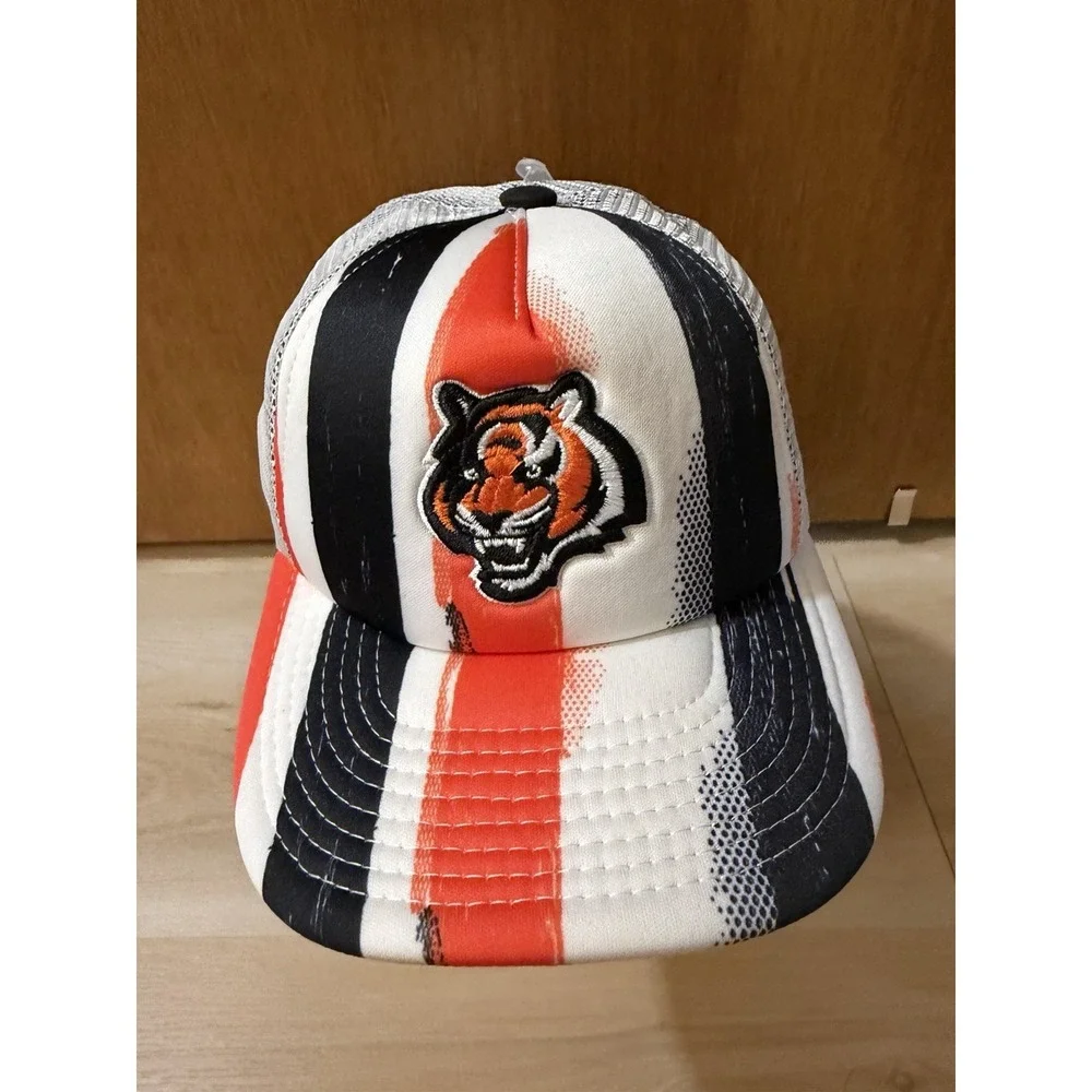 Cincinnati Bengals Youth Snapback Hat Boys Size 8-20 New Trucker Cap NFL Stripes